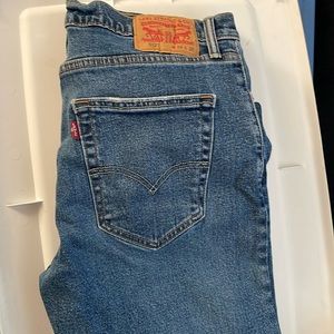Men’s Levi jeans size 34 waist and 29 length